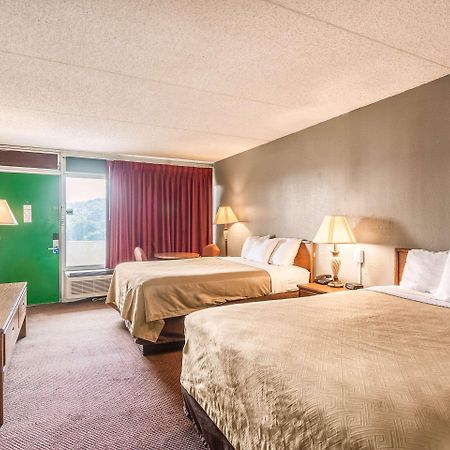 Rodeway Inn Renfro Valley Mount Vernon Екстериор снимка