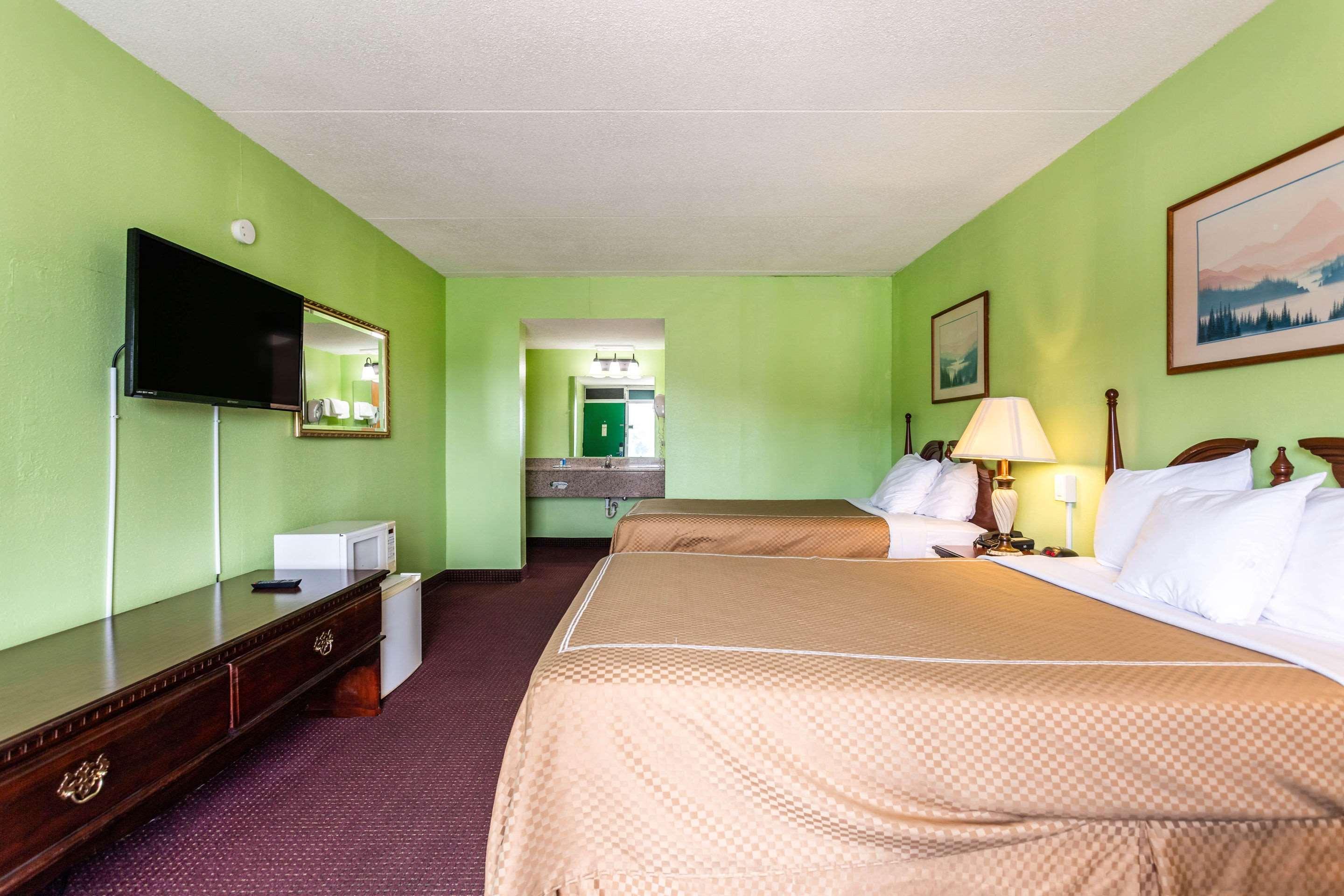 Rodeway Inn Renfro Valley Mount Vernon Екстериор снимка