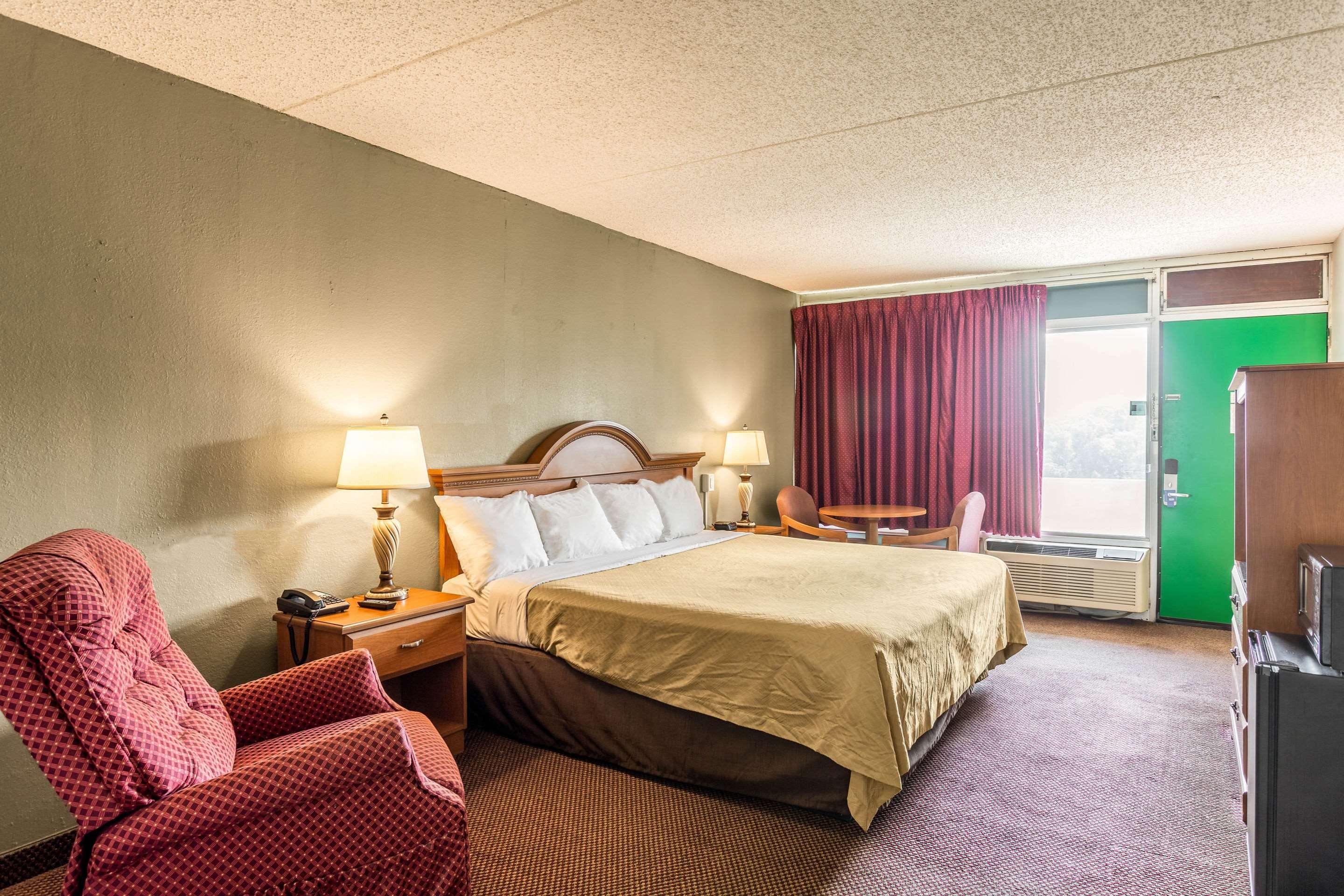 Rodeway Inn Renfro Valley Mount Vernon Екстериор снимка