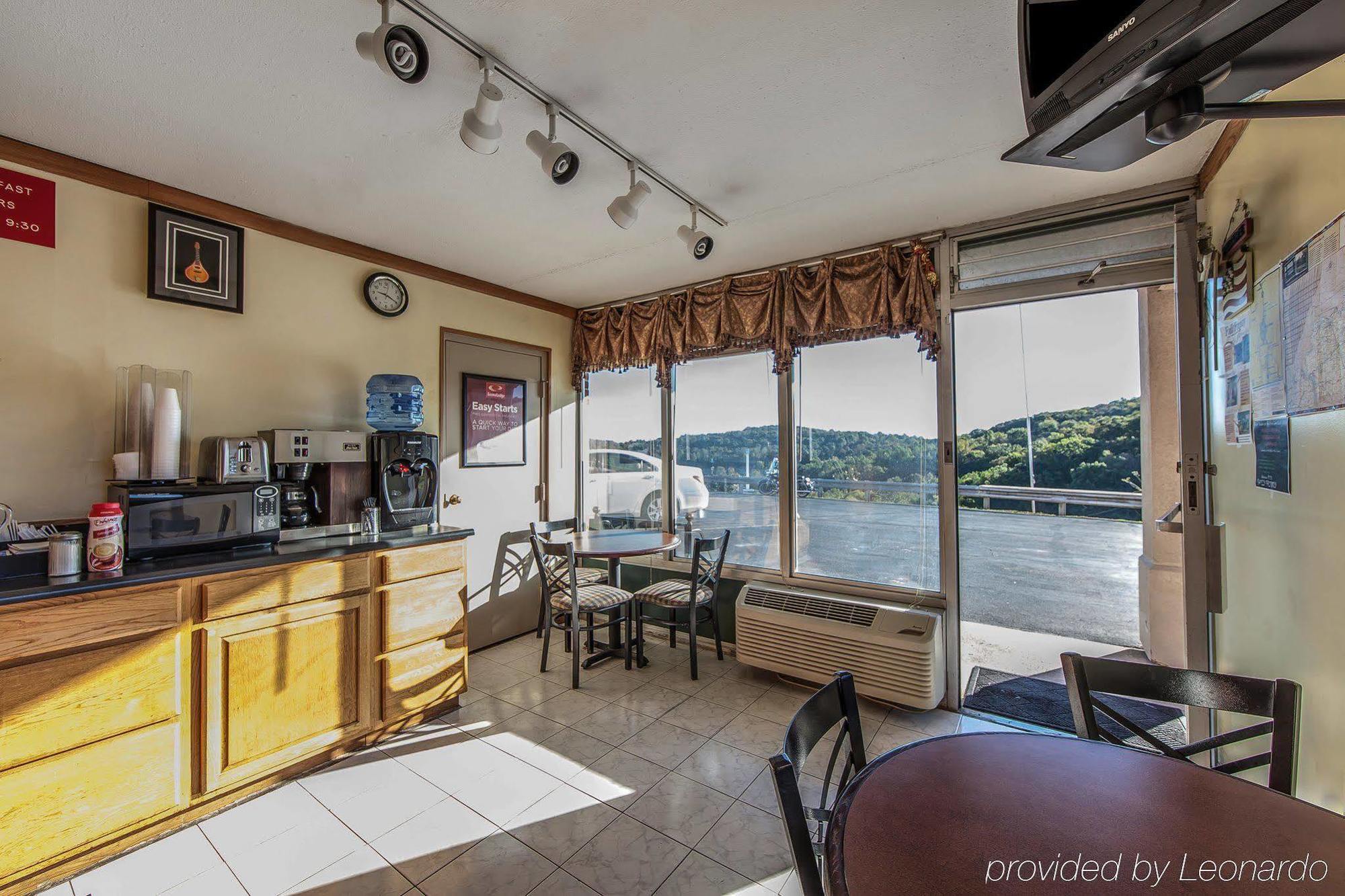 Rodeway Inn Renfro Valley Mount Vernon Екстериор снимка