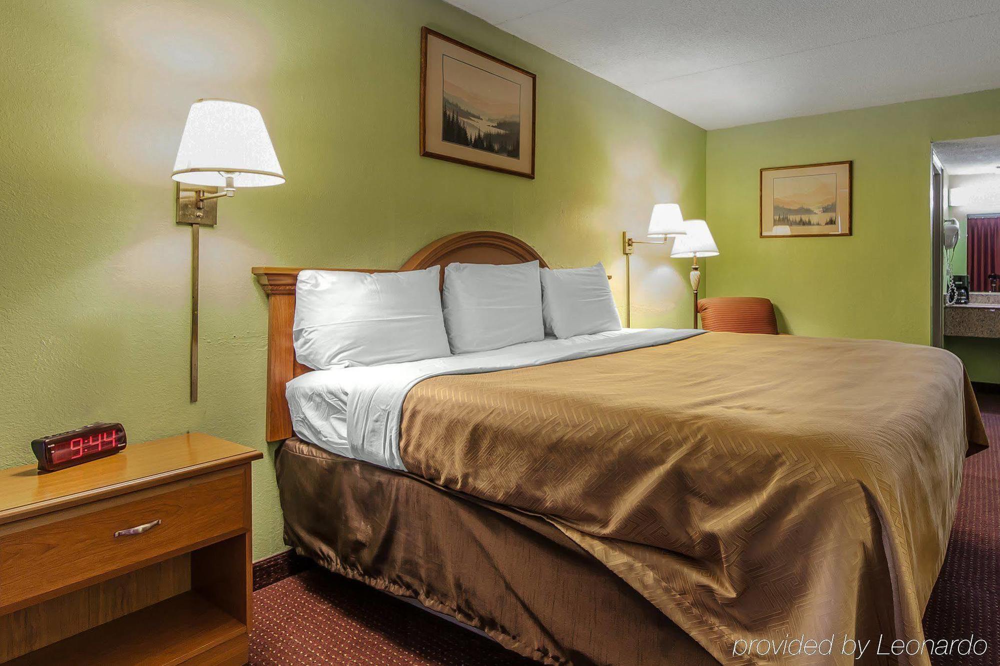 Rodeway Inn Renfro Valley Mount Vernon Екстериор снимка